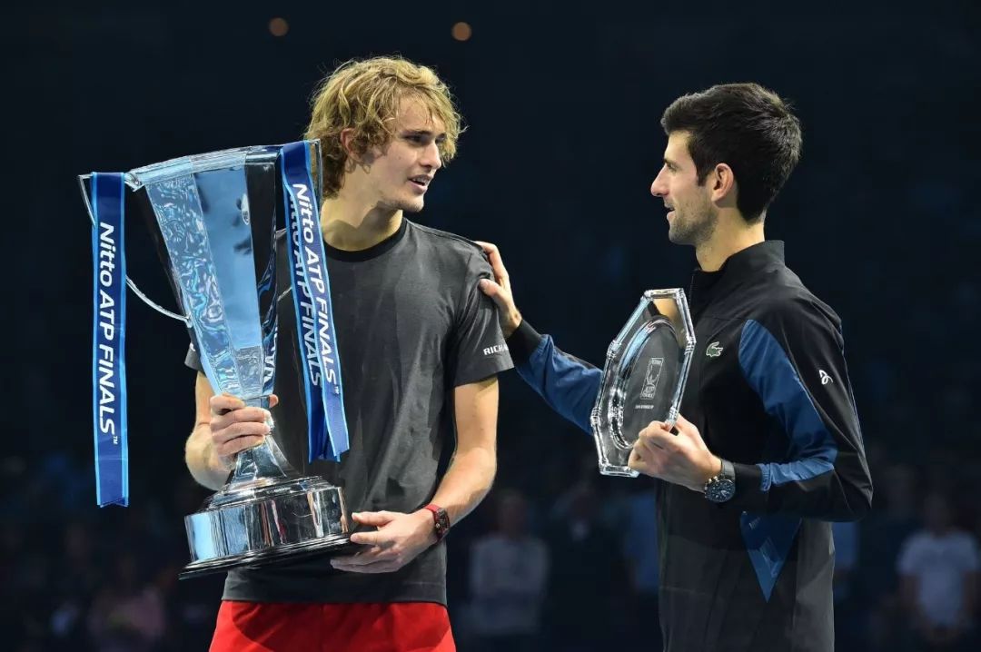 两支球队的 两支球队的